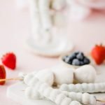 Yoghurt fruit skewers