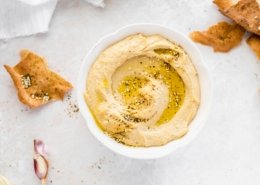 Hummus and Zaartar Chips